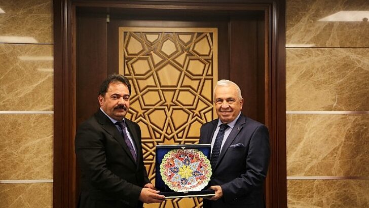 Lider Şadi Özdemir’den Emniyet Müdürü Gökce’ye hayırlı olsun ziyareti