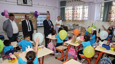 Lider Şadi Özdemir’den “Okula güzel geldin” ikramı