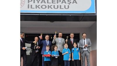 Lider Sezer Öğrencilerin Yeni Eğitim Devri Heyecanına Ortak Oldu