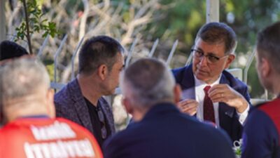 Lider Tugay İtfaiye Haftası’nda itfaiye işçisi ile buluştu