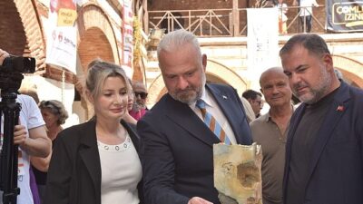 Menemen’de şenlik coşkusu “Hemhal” ile başladı