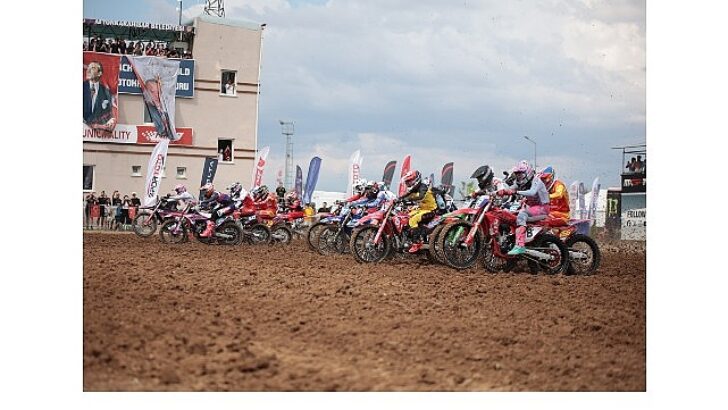 MXGP Türkiye’de Birinci Gün Yarışları Tamamlandı