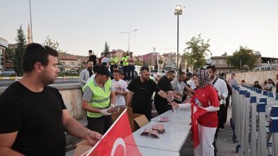 Nevşehir’de Dev Ekranda Ulusal Maç Heyecanı Yaşandı