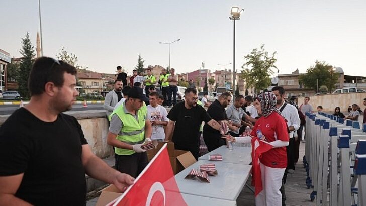 Nevşehir’de Dev Ekranda Ulusal Maç Heyecanı Yaşandı