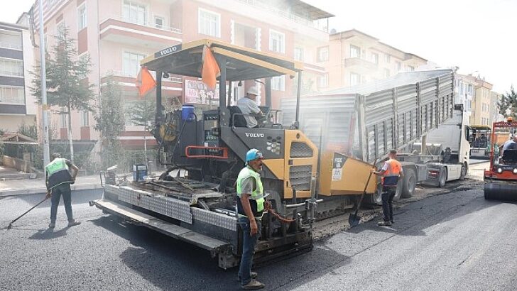 Nevşehir’de Sıcak Asfalt Çalışmaları Sürat Kesmeden Devam Ediyor