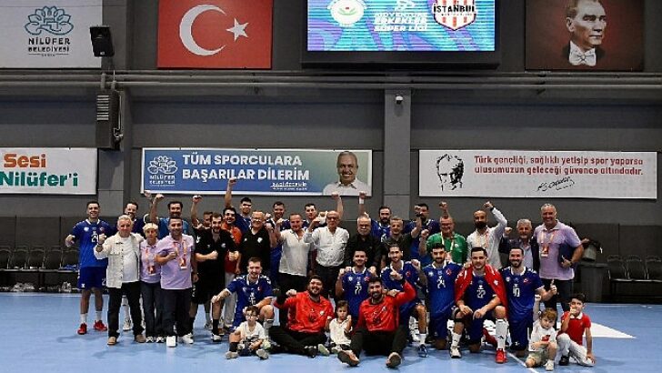 Nilüfer Belediyespor, dörtte dört yaptı