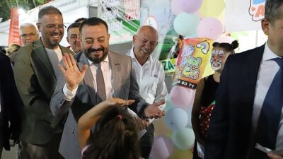 Ödemiş 41. Ulusal Fuarda 90’lar Rüzgarı