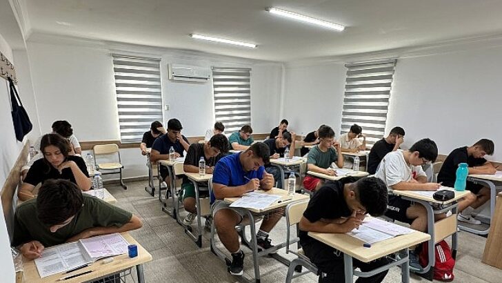 Öğrenciler düzey tespit imtihanına girdi