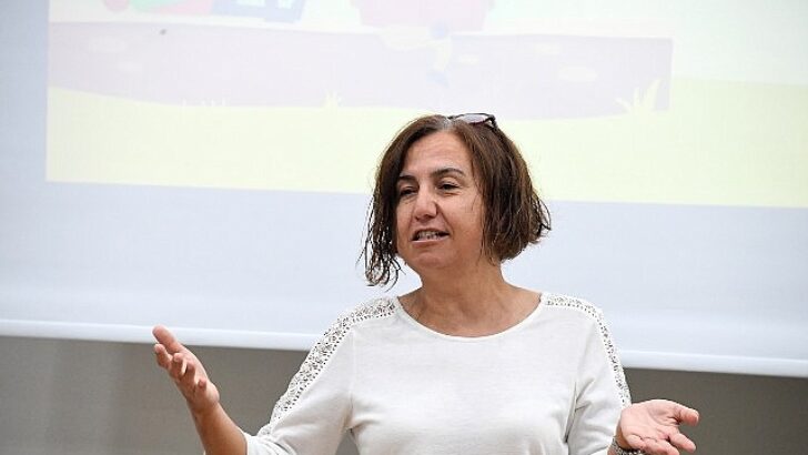 Osmangazi Belediyesi’nden velilere özel kitap atölyesi