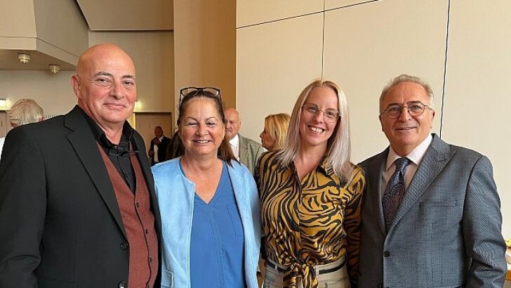 Özgültekin, “Ayvalık’ta zaman yavaşlıyor, hayat güzelleşiyor”