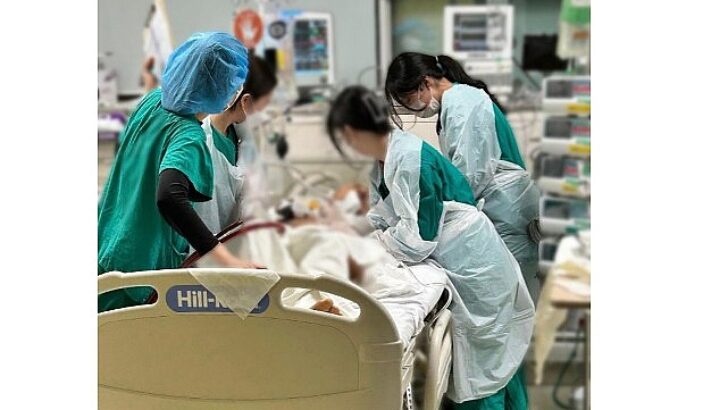Türkiye’nin tek kıtalararası organ naklinde vazife alan takımı Üsküdar Üniversitesi’nden!
