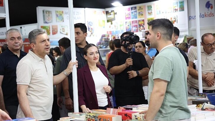 Antalyalılardan 15. Antalya Kitap Fuarı’na ağır ilgi