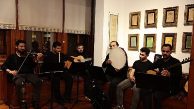 Bağcılar Belediyesi müzik kümesi kurdu: Beyefendiler