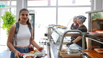 Buca Belediyesi’nden öğrenci bütçesine takviye