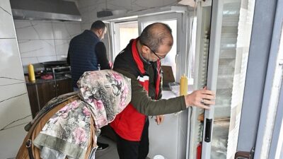 Büyükşehir’den Okul Önlerinde Seyyar Satıcı Kontrolü