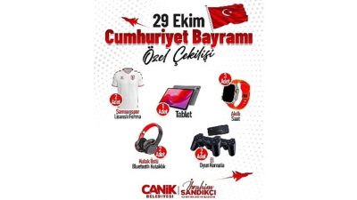 Canik Belediyesi’nin düzenlediği 29 Ekim Cumhuriyet Bayramı özel çekilişiyle vatandaşlar ikramlarla buluşuyor.