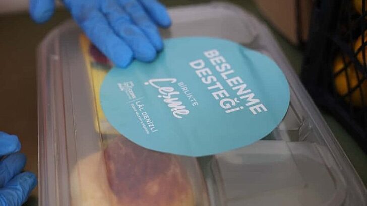 Çeşme Belediyesi’nden ilköğretim öğrencilerine beslenme dayanağı