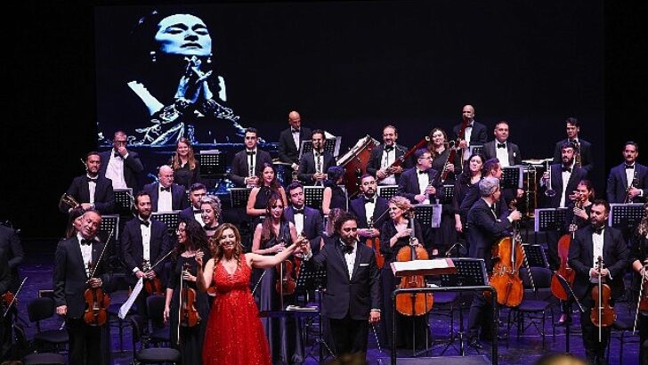 Efsane Soprano Leyla Gencer Bakırköy’de Anıldı