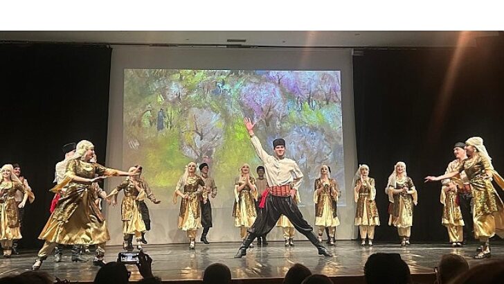 Ege Üniversitesi Devlet Türk Musikisi Konservatuarından ‘Uca Dağlar’ turneye çıkıyor