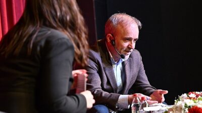 Gazeteci Yavuz Oğhan Manisalılarla Buluştu