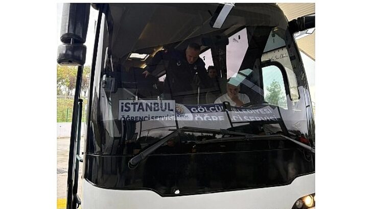 Gölcük Belediyesi’nden Öğrencilere Fiyatsız Ulaşım Dayanağı