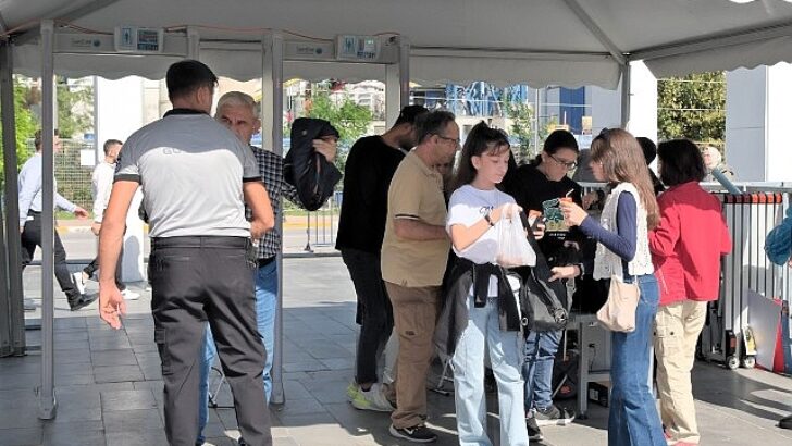 Hasret bitti, Kocaeli Kitap Fuarı konuklarını ağırlıyor