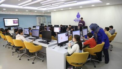 İBB Teknoloji Atölyelerinde Yeni Eğitim Periyodu Heyecanı