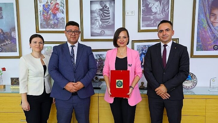 Karabağlar Belediyesi’nden Personellere En Yüksek Promosyon