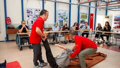 Karşıyaka Afet Gönüllüleri’nde 2. devir kayıtları başladı