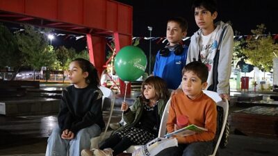 Kitap Fuarı’nda sinema keyfi sürüyor