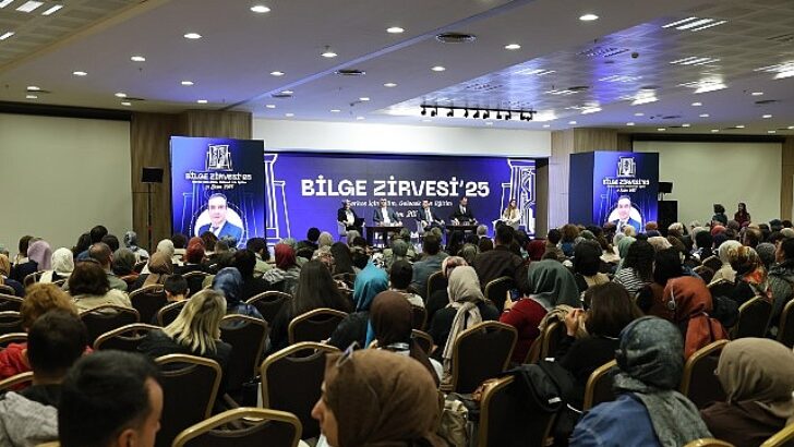 Konya Büyükşehir “Uluslararası BİLİMUM Geleceğin Eğitimi Zirvesi”ne Mesken Sahipliği Yaptı