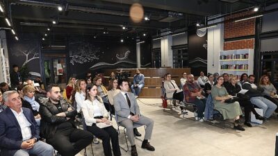Koza Buluşmaları’nda bayana yönelik şiddet ve edebiyat konuşuldu
