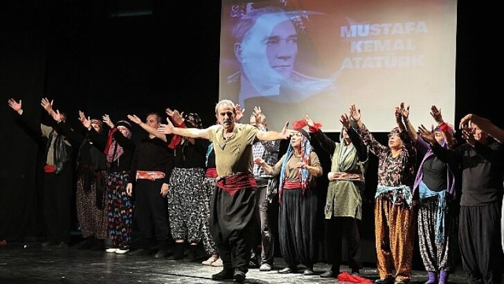 Kuvayi Ulusala ruhu Konak’ta yaşandı