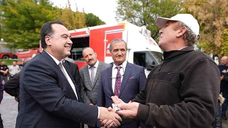 Lider Besim Dutlulu, Selendili Çiftçilerle Buluştu