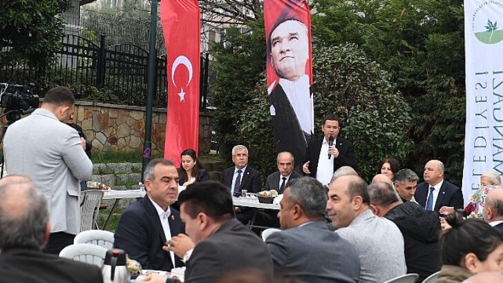 Lider Erkan Aydın Yenibağlar Mahallesini ziyaret etti