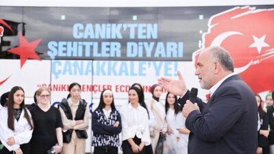 Lider İbrahim Sandıkçı: “Öğrencilerimizin tamamına burs takviyesi sağlıyoruz”