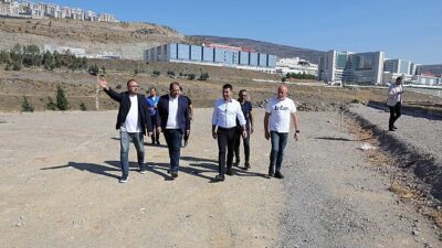 Lider Önal’dan Saha Mesaisi – Lider Önal Mahallelerde projeleri inceledi, vatandaşlarla buluştu