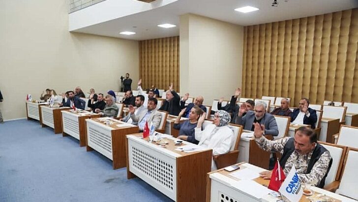 Lider Sandıkçı: “Borcumuz yok, 1 Türk lirası kredi kullanmadık”