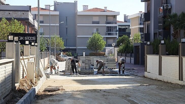 Menderes’te Yollar Yenileniyor