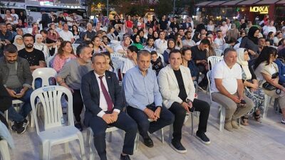 Minik öğrencilerden Cumhuriyet Bayramı kutlaması