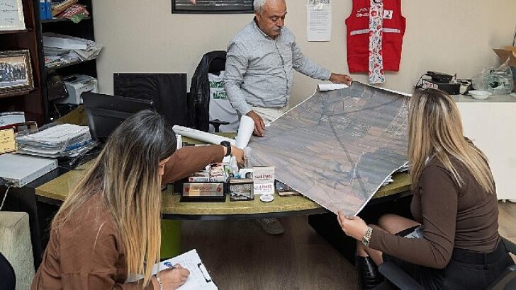Muhtarlarla el ele İzmir’e kesintisiz hizmet
