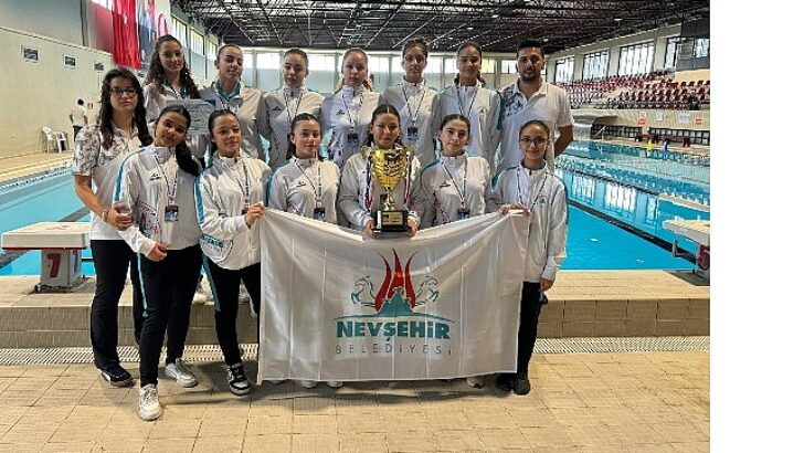 Nevşehir Belediyesi U16 Bayan Sutopu Ekibi Cumhuriyet Kupası’nda 3. Oldu