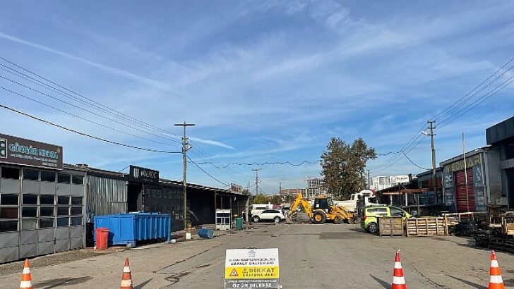 Nilüfer Belediyesi Beşevler Sanayi Sitesi’nin yollarını yeniliyor