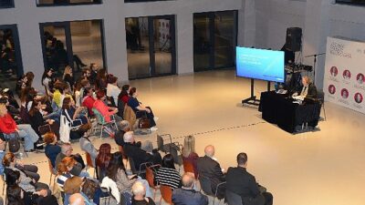 Nilüfer İdeoloji Buluşmaları’nda bayan haklarına felsefi bakış