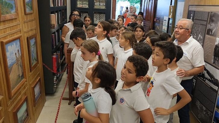 Öğrencilerden Kültür Konutu’na ziyaret