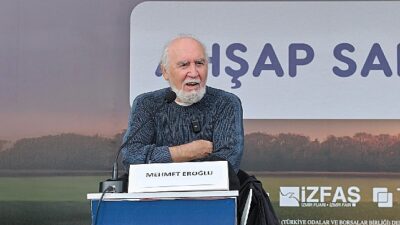 Onur konuğu Mehmet Eroğlu 50 yıllık edebiyat serüvenini anlattı