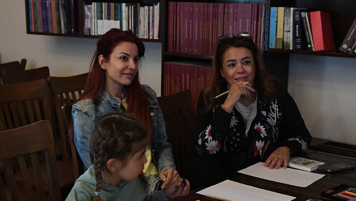 Osmangazi’de Veliler Kitap Seyahatine Çıktı