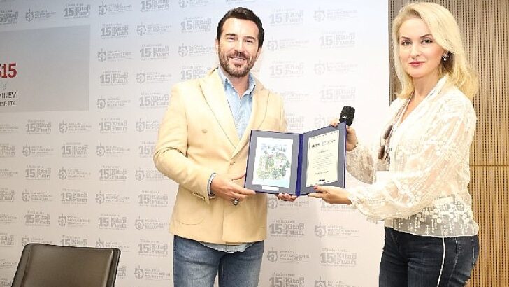 Şair Arslan, sevilen yapıtlarıyla Kitap Fuarı’nda
