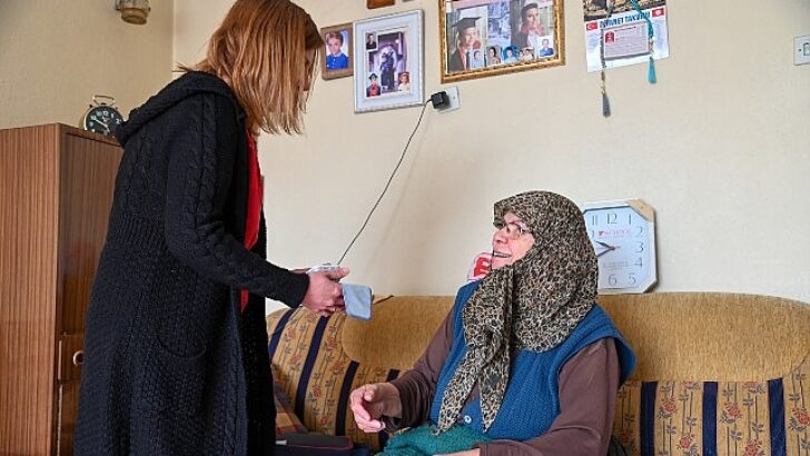 Selçuklu Belediyesi “Evde Yaşlı Bakım Hizmeti” ile Örnek Olmaya Devam Ediyor