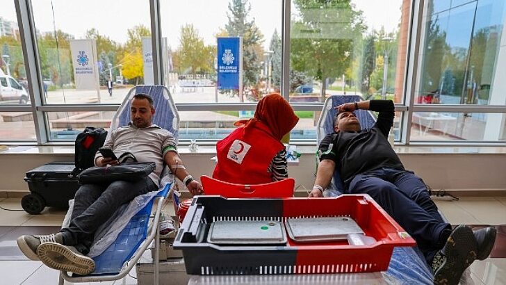 Selçuklu Belediyesi Personeli’nden Kızılay’a Kan Bağışı Dayanağı